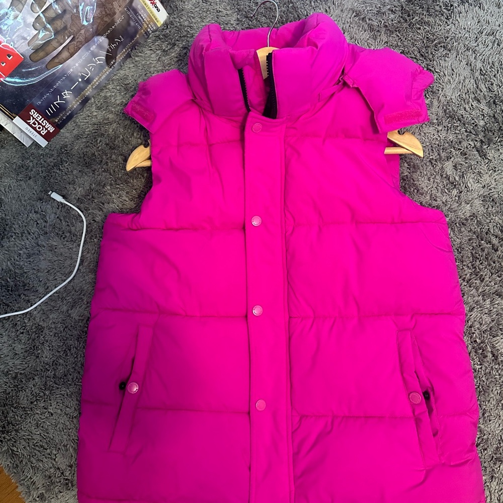 BCBG PUFFER VEST hot pink size S